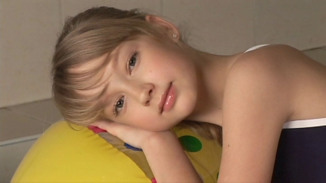 抜けるエロい洋ロリジュニアアイドル エロ画像